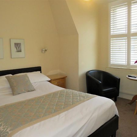 Marple Cottage Guest House Londra Esterno foto